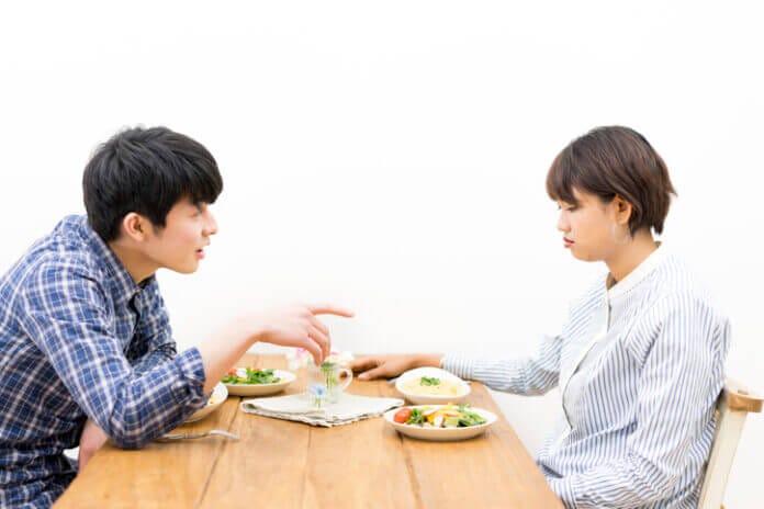 20代で結婚すると離婚しやすい理由