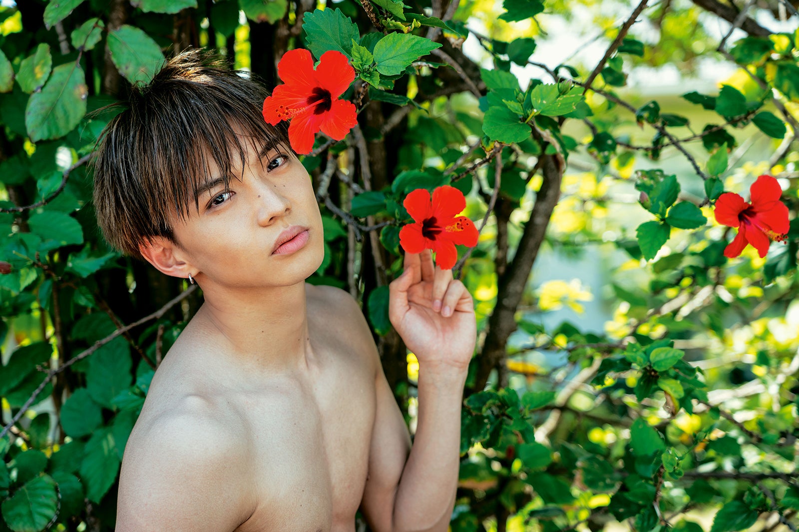 佐藤大樹（EXILE／FANTASTICS from EXILE TRIBE）『STEP BY STEP』（撮影：荒木勇人）幻冬舎