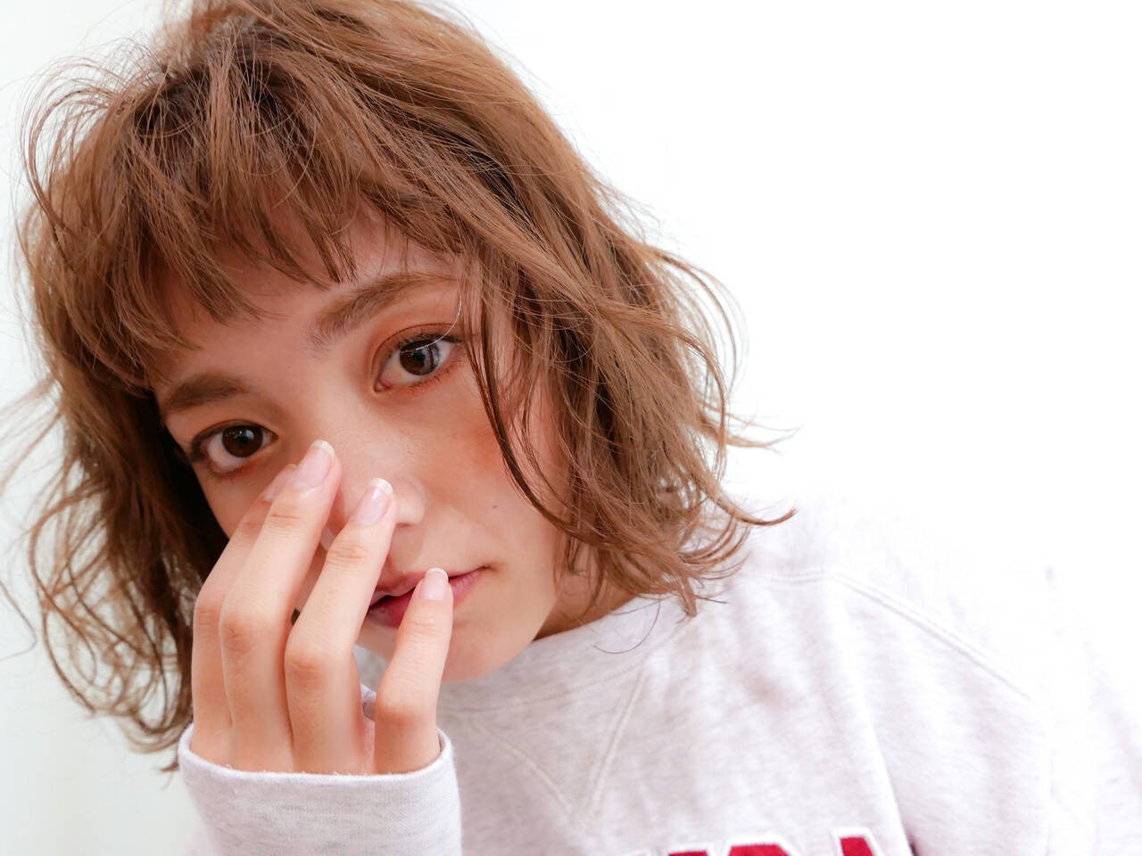 前髪ありなし比較スタート 同じ長さでも与える印象が異なる モデルプレス