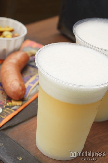 ビアカクテル(サワーホワイト)（C）Disney