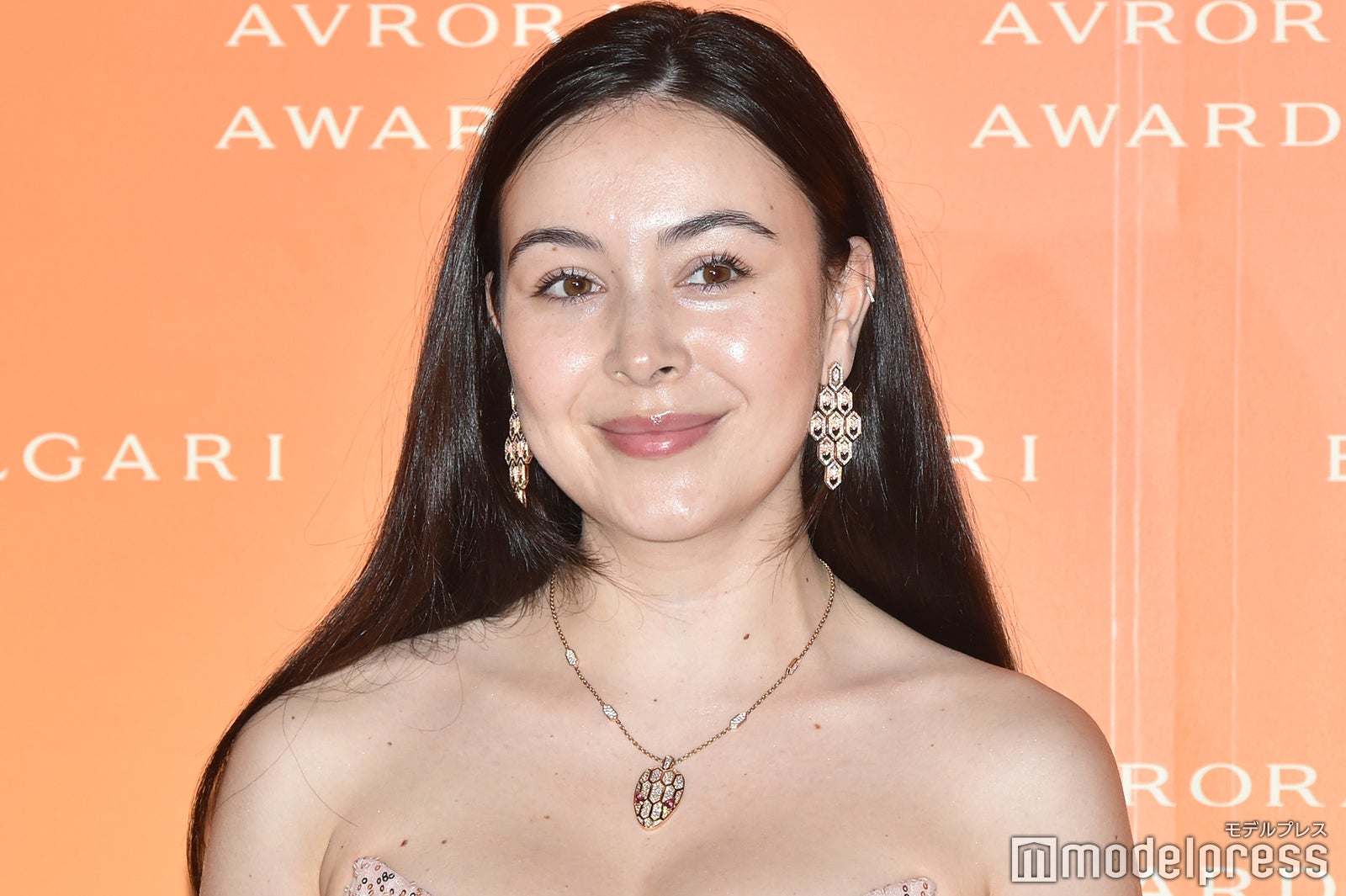 エレナ・アレジ・後藤（C）モデルプレス