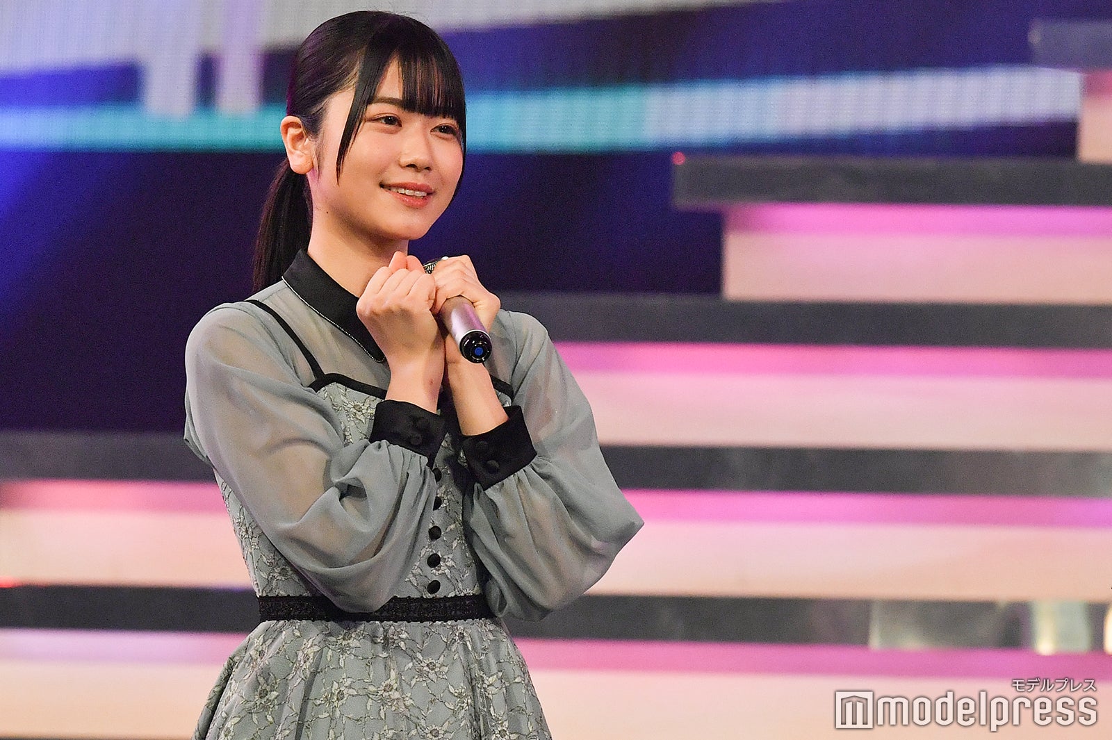 丹生明里 （C）モデルプレス