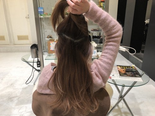 髪を上下に分ける