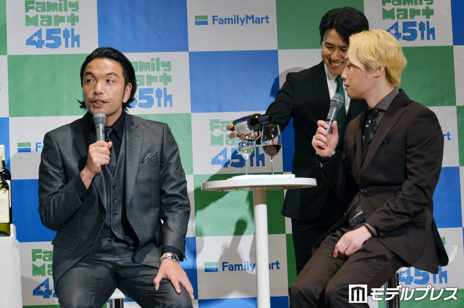 盛山晋太郎、リリー（C）モデルプレス