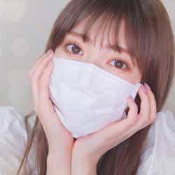 モデルプレス - NMB48吉田朱里・かわにしみきらに学ぶ“崩れない”マスクメイク術<解説動画・使用アイテム>