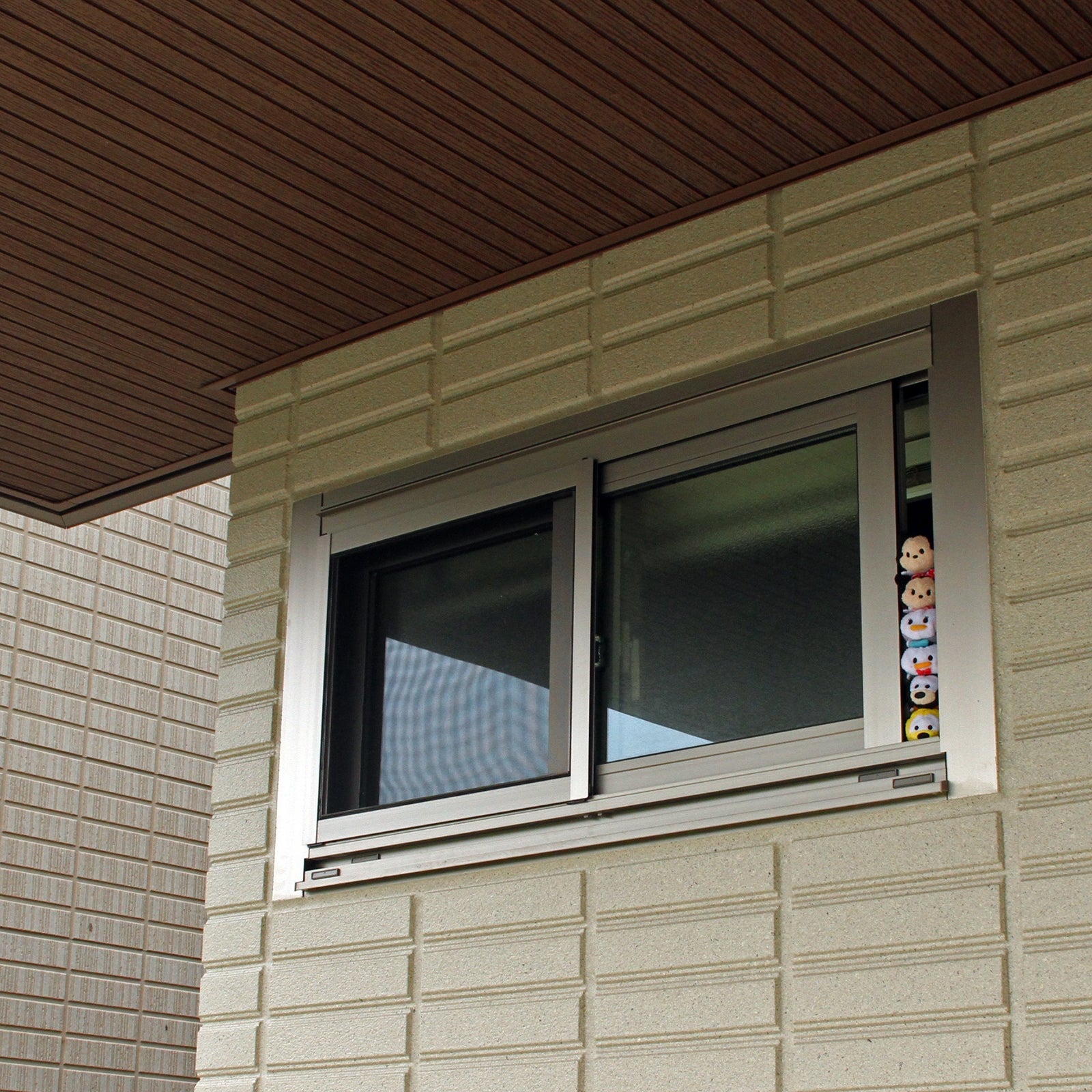 遠くをじっと見つめるツムツム達にじわじわきますね