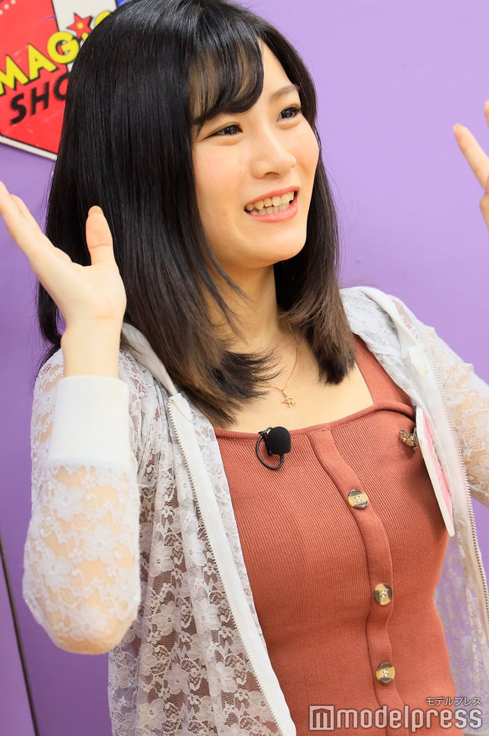 Fカップの女子大生グラドル 谷かえ まさかのバイト予定先を告白 芸人たちが心配 モデルプレス