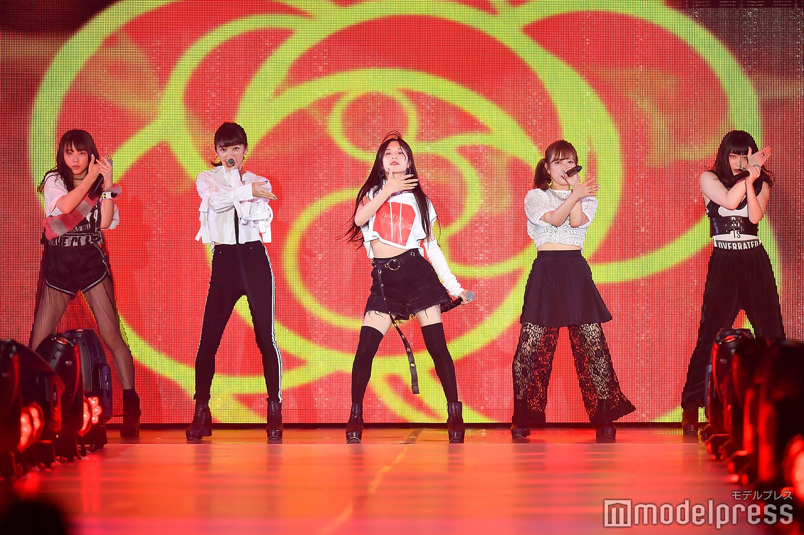 フェアリーズ（C）モデルプレス