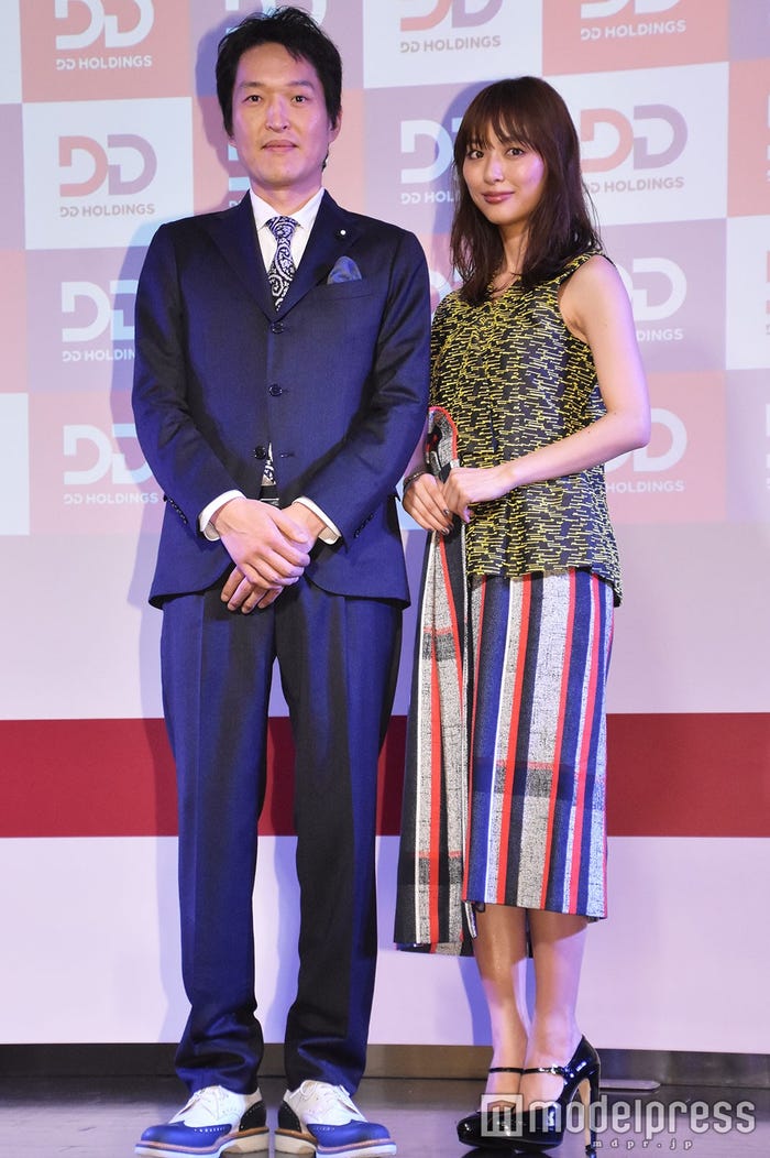 千原ジュニア、内田理央(C)モデルプレス