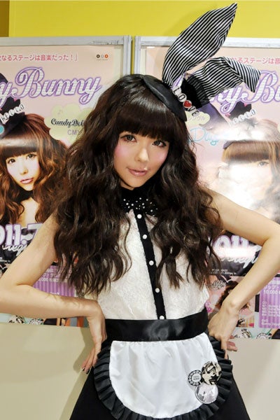 MilkyBunny（益若つばさ）