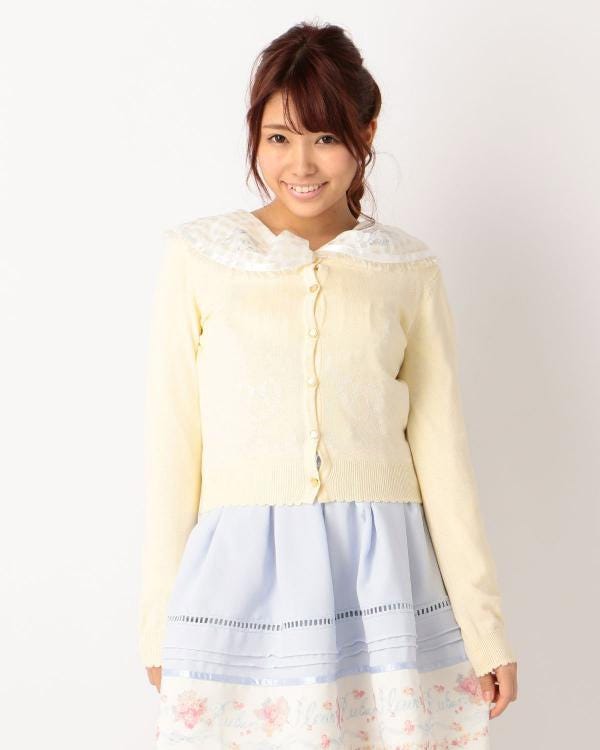 フロッキープリントカーディガン「LIZ LISA」5,400円(税込)/画像提供:Tokyo Kawaii Life