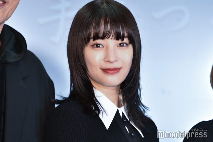 「夕暮れに、手をつなぐ」広瀬すず(C)モデルプレス