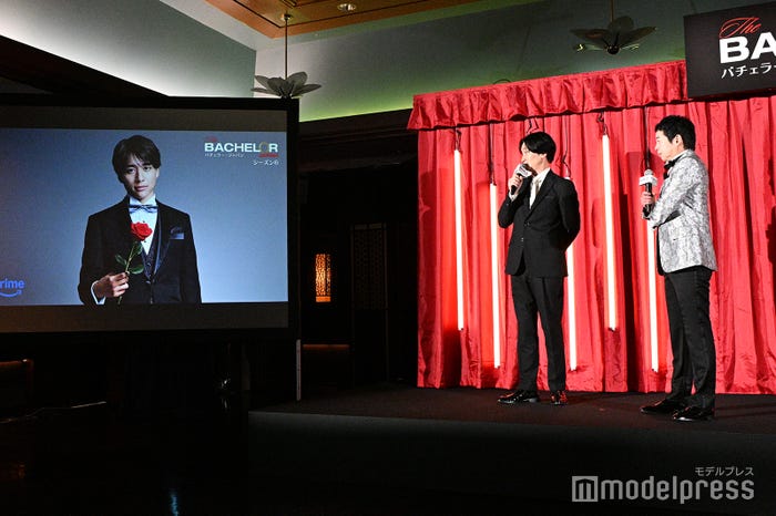 久次米一輝に見惚れる山添寛、今田耕司(C)モデルプレス