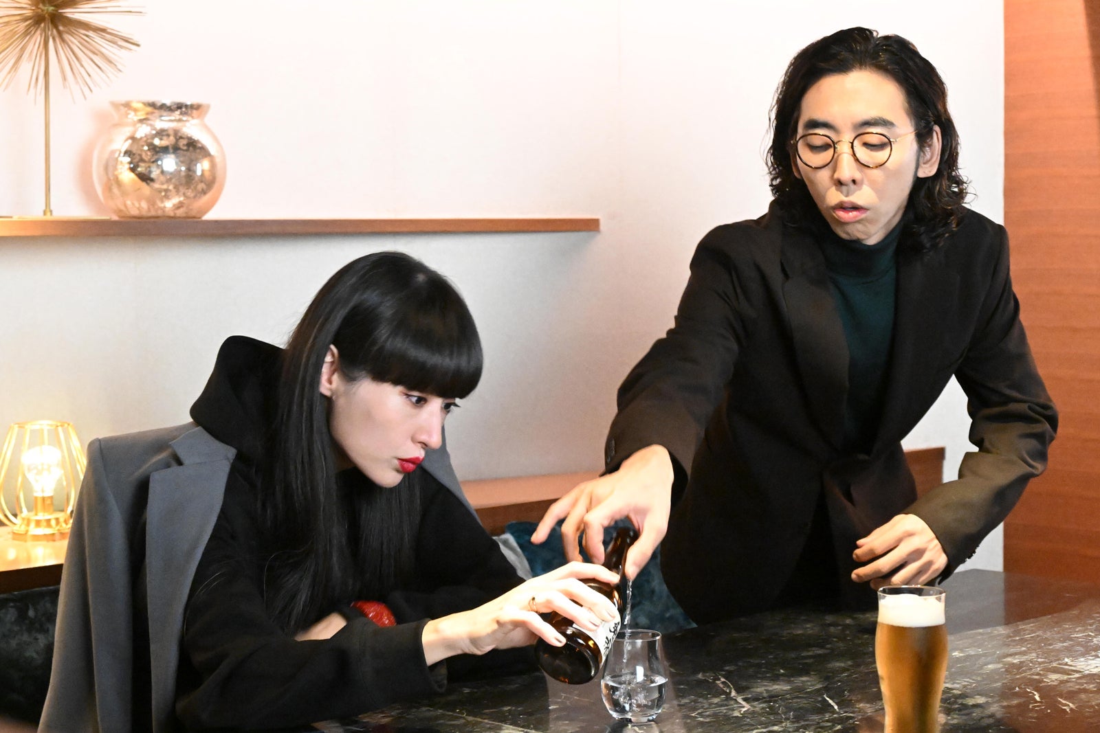 シシド・カフカ、柄本時生「パンダより恋が苦手な私たち」第1話（C）日本テレビ