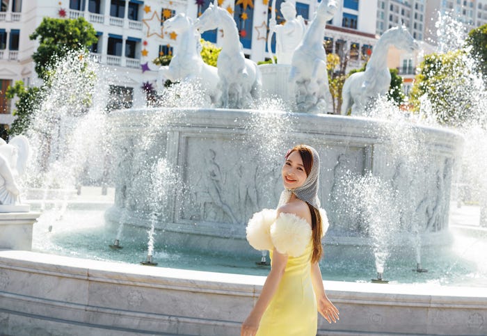 野崎萌香(C)撮影:曽根将樹/「野崎萌香写真集 jealousy」(講談社)