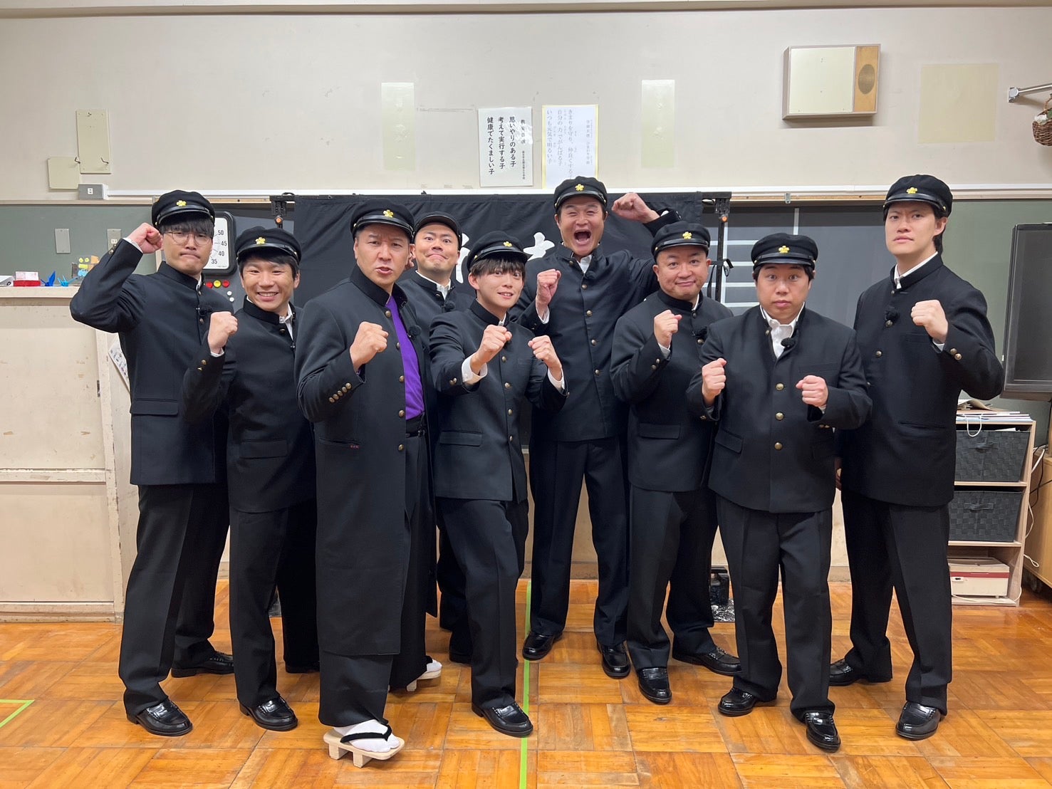 「学校かくれんぼ」（左から）菊田竜大、秋山寛貴、長田庄平、岡部大、松丸亮吾、高岸宏行、松尾駿、せいや、粗品（C）フジテレビ