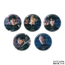缶バッジ(ランダム5種) 税込715円(C)BIGHIT MUSIC & HYBE. All Rights Reserved.