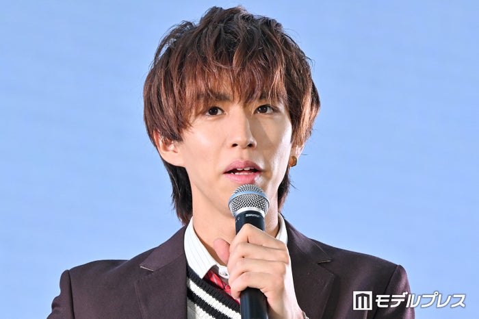 はじめしゃちょー、自宅に豪華本格的サウナ 上裸姿で美肌も披露