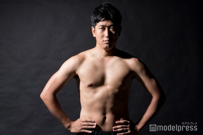 酒主義久アナウンサー(C)モデルプレス