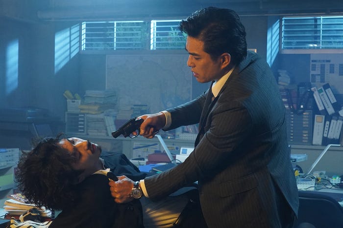 賀来賢人、北村一輝/「ニッポンノワール―刑事Yの反乱―」第9話より(C)日本テレビ