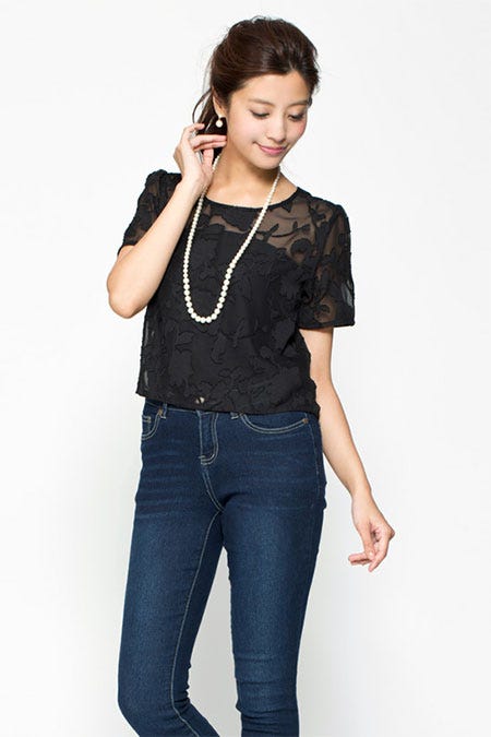 花柄ジャガードシフォンブラウス「riana」4,550円(税込)