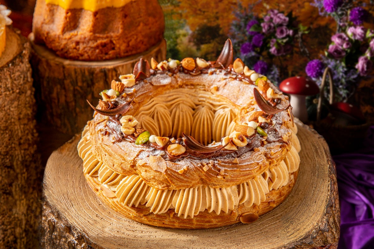 クロミ、シナモロール、ハローキティのオータムフェスティバル～ダークな森の収穫祭～