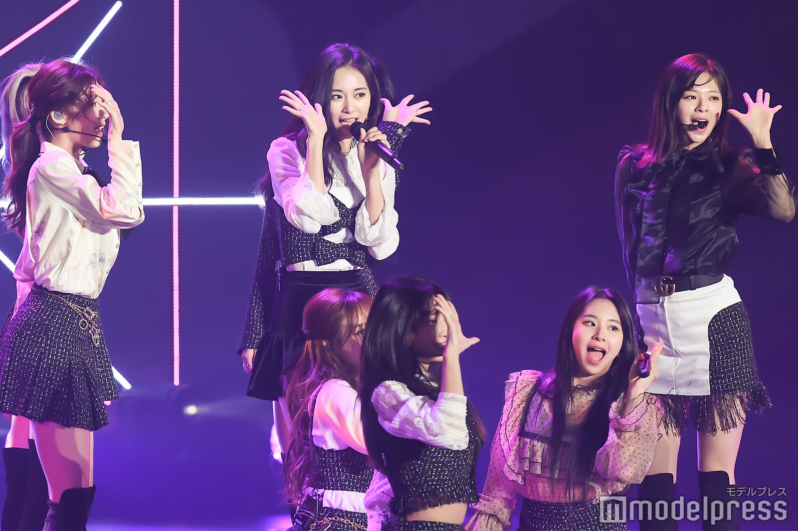 TWICE （C）モデルプレス