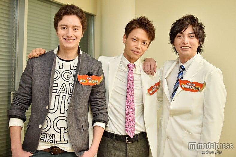 （左から）黒木平さん、梶山典彦医師、本間重行医師（C）モデルプレス