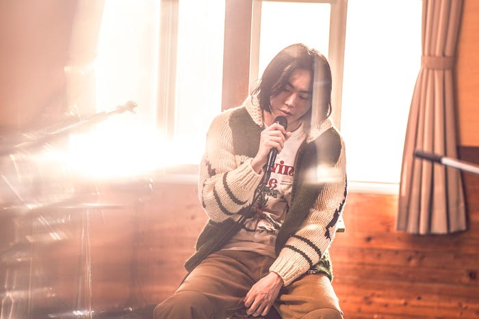 「菅田将暉 LIVE STREAMING VOL.2」より/撮影:上飯坂一