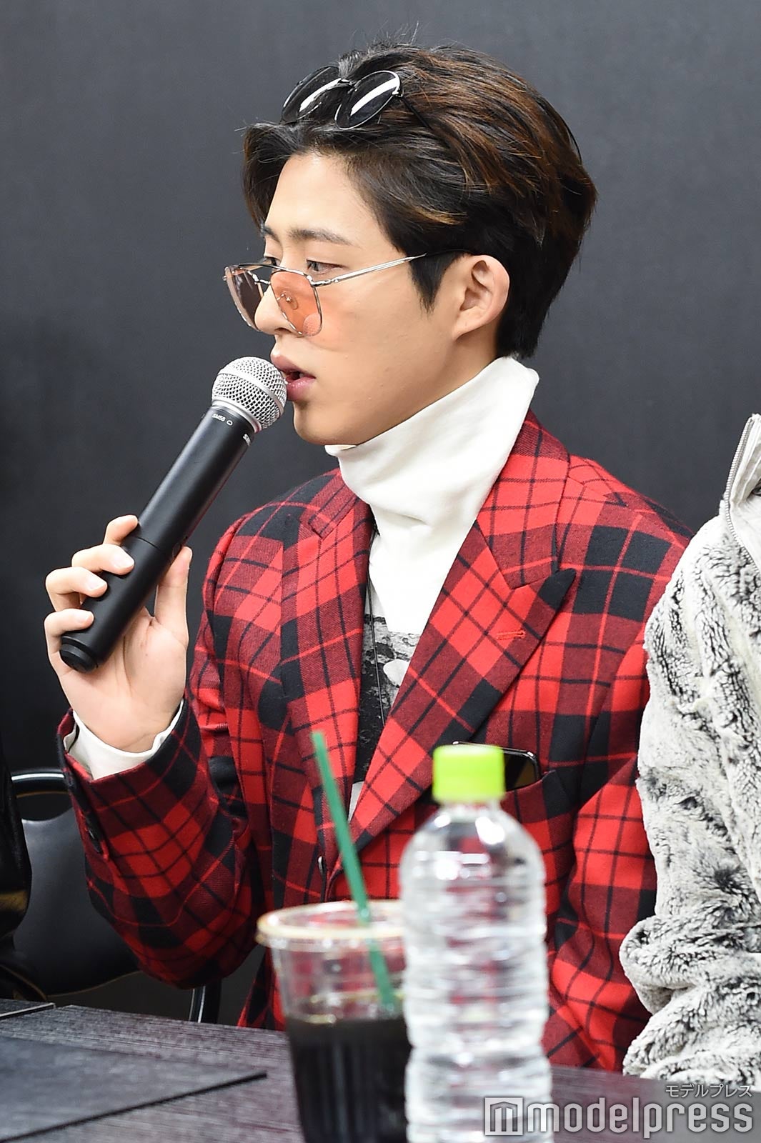 B.I （C）モデルプレス