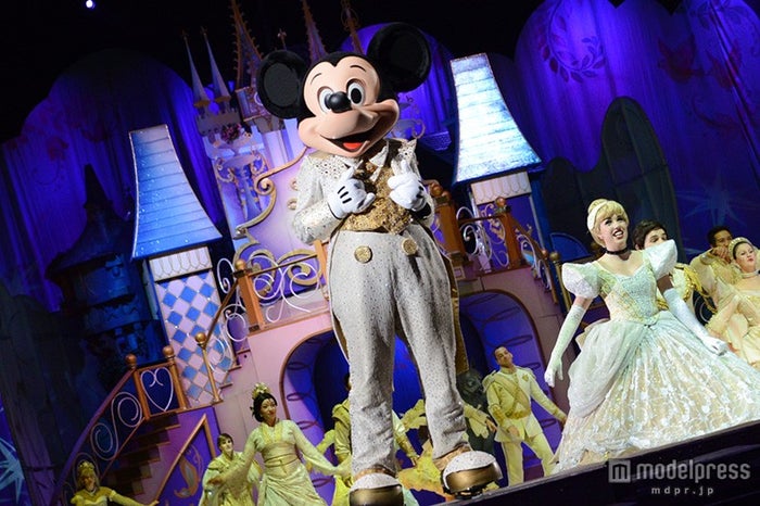 ディズニー オン アイス 30周年の歩み 今年は アナ雪 初登場 モデルプレス