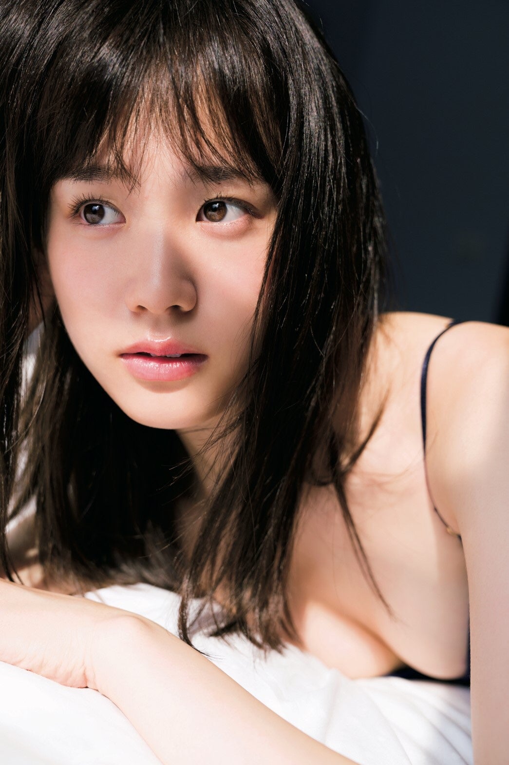 画像57 尾碕真花、初写真集で初水着＆ランジェリーに挑戦 奇跡の抜群スタイル披露＜いちか＞ モデルプレス