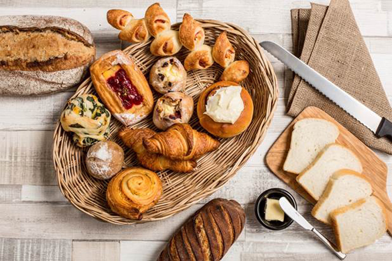 クロスロードベーカリー／画像提供：東神開発