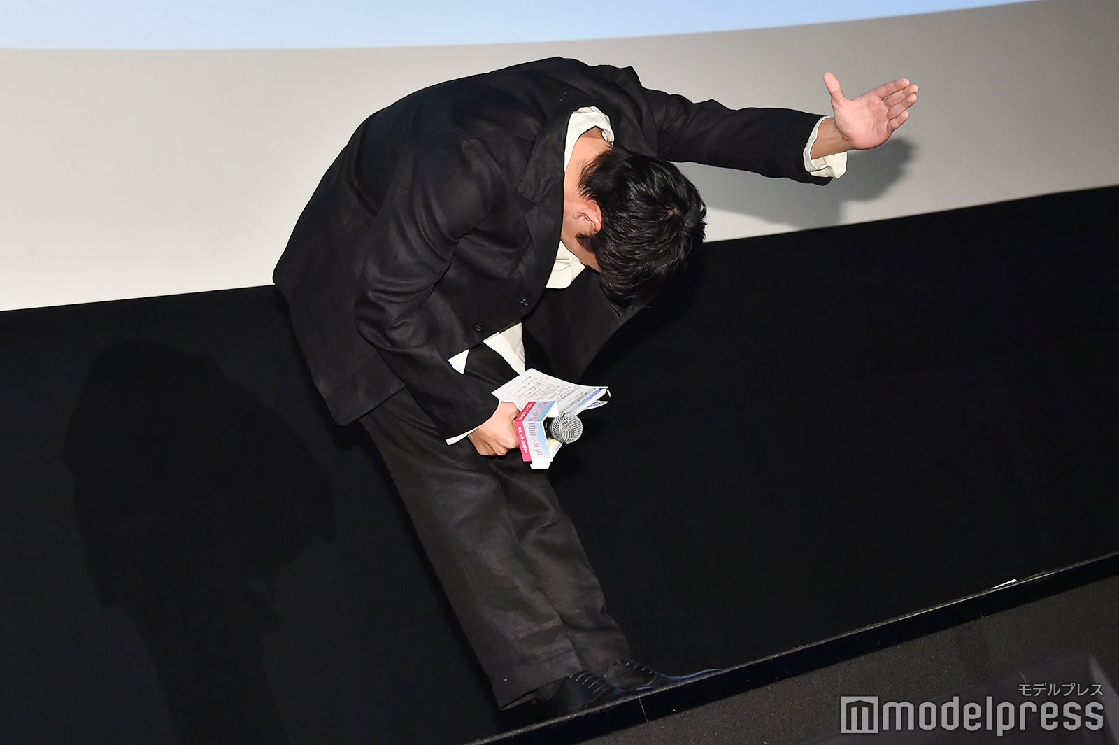 MCを務めた太賀、会場を盛り上げる（C）モデルプレス