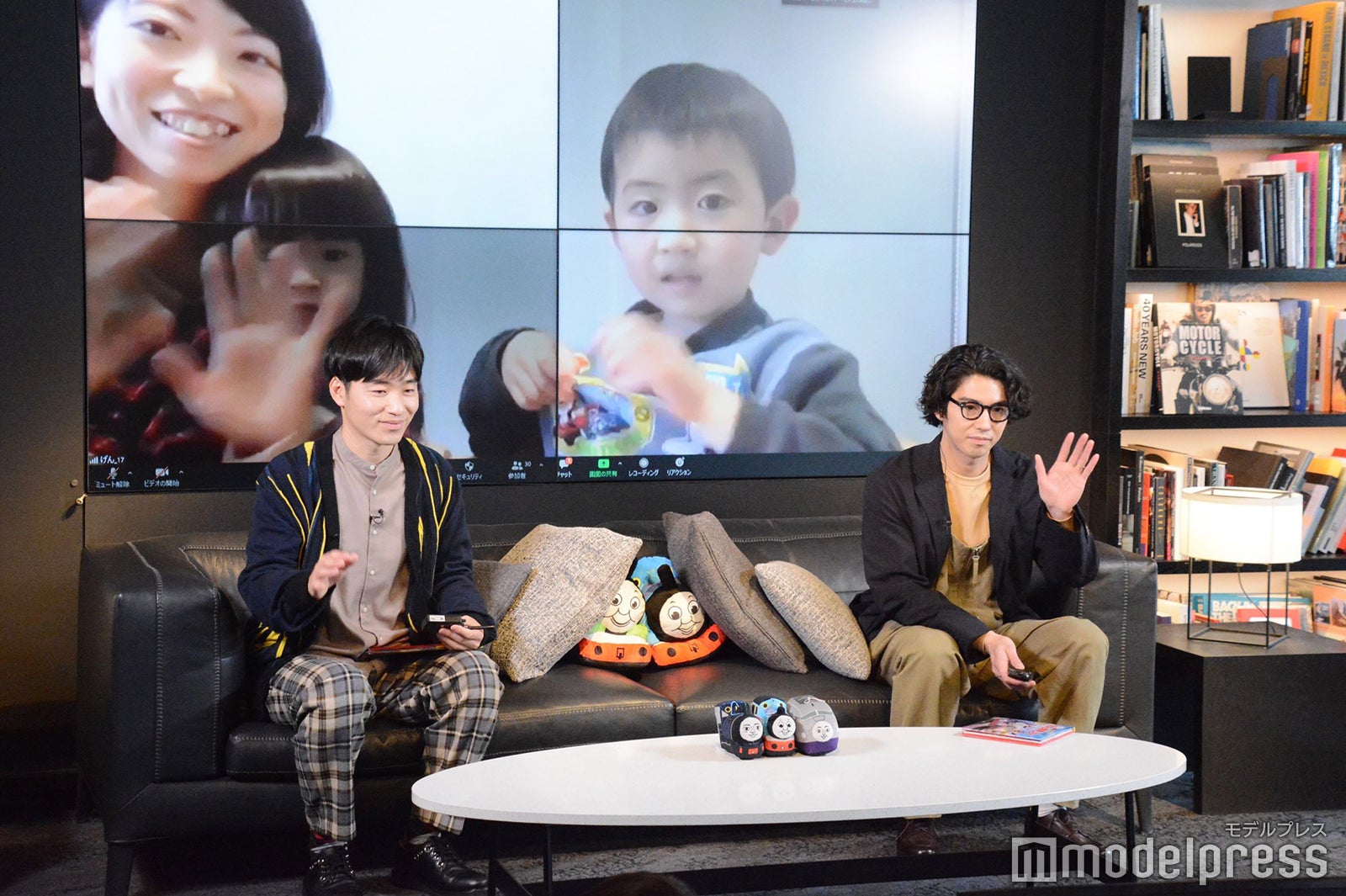 後藤淳平、賀来賢人（C）モデルプレス