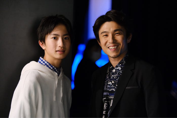 石原颯也、中尾明慶(C)ホリプロ