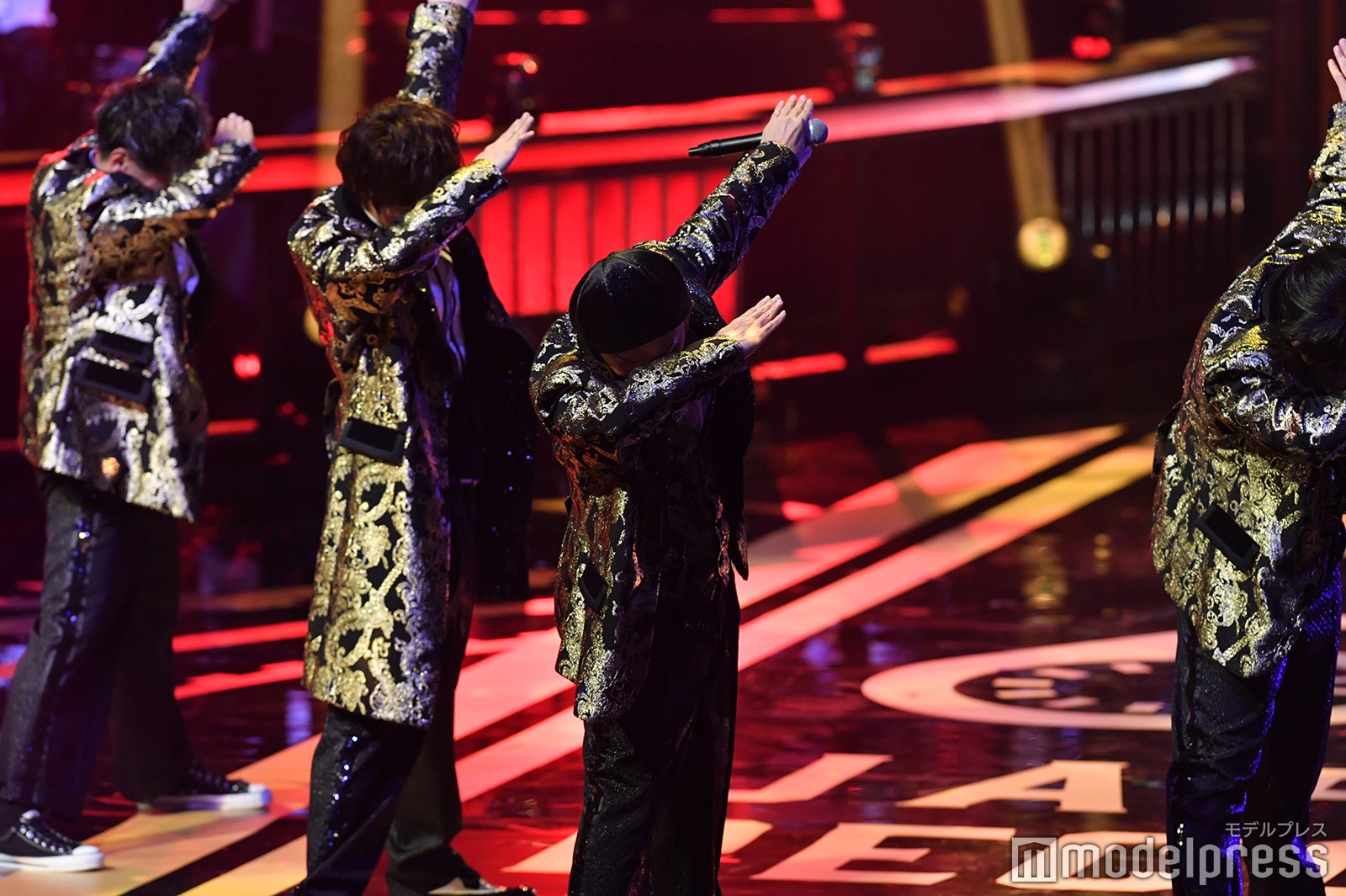 （C）モデルプレス