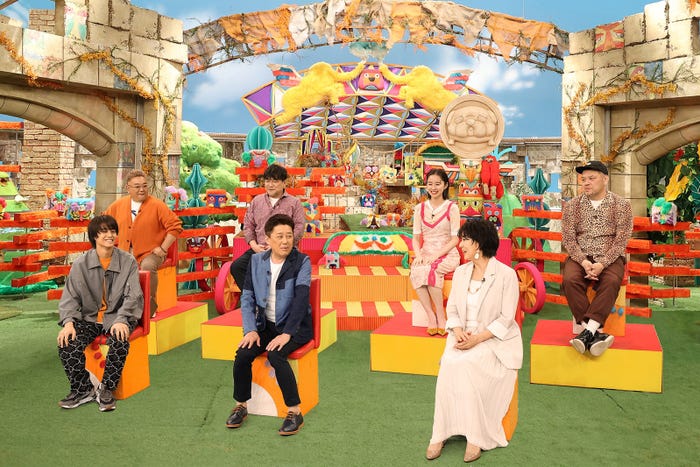 (上段左から)伊達みきお、富澤たけし、堀田真由、くっきー!(下段左から)高橋海人、坂上忍、片平なぎさ(C)フジテレビ