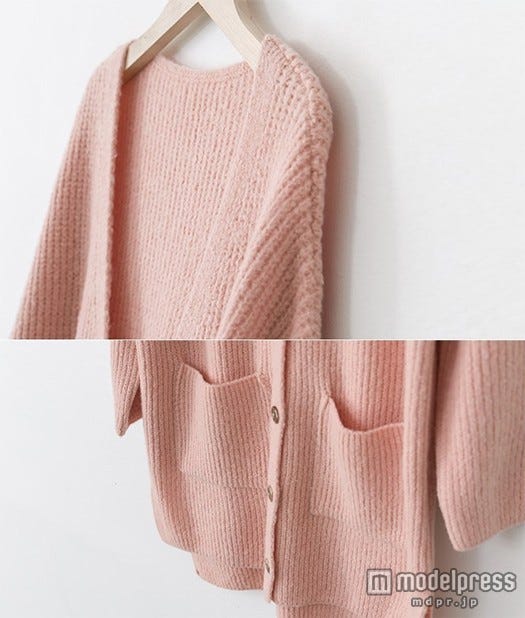 前ボタンのリブニットカーディガン 画像提供:「ogage japan」4,980円(税込)