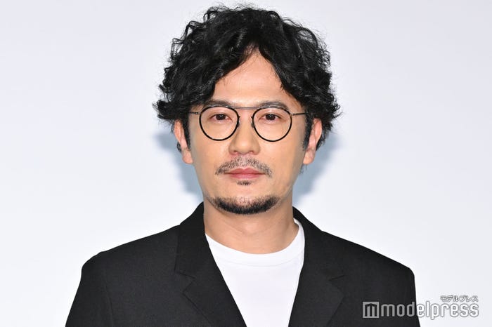 稲垣吾郎(C)モデルプレス