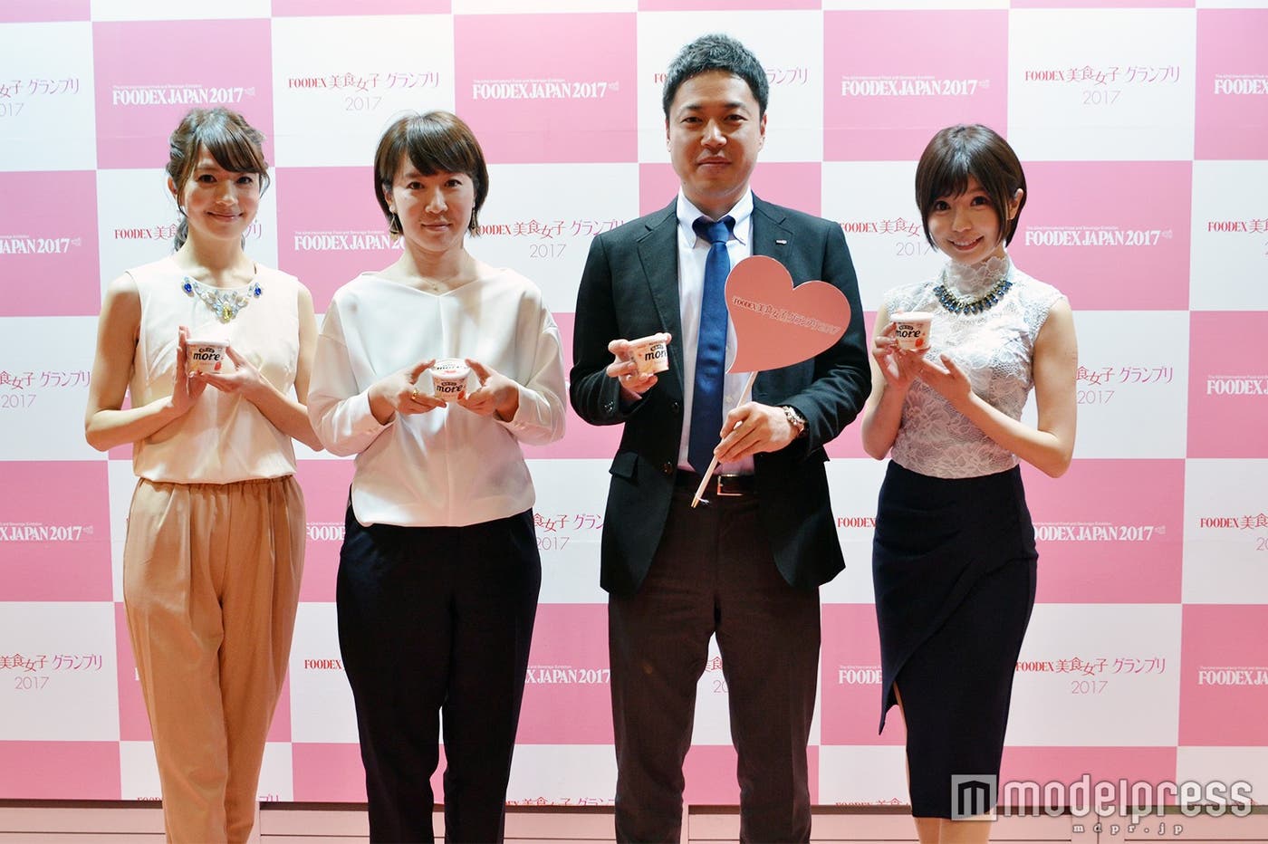 FOODEX美食女子グランプリ2017受賞式の様子(C)モデルプレス