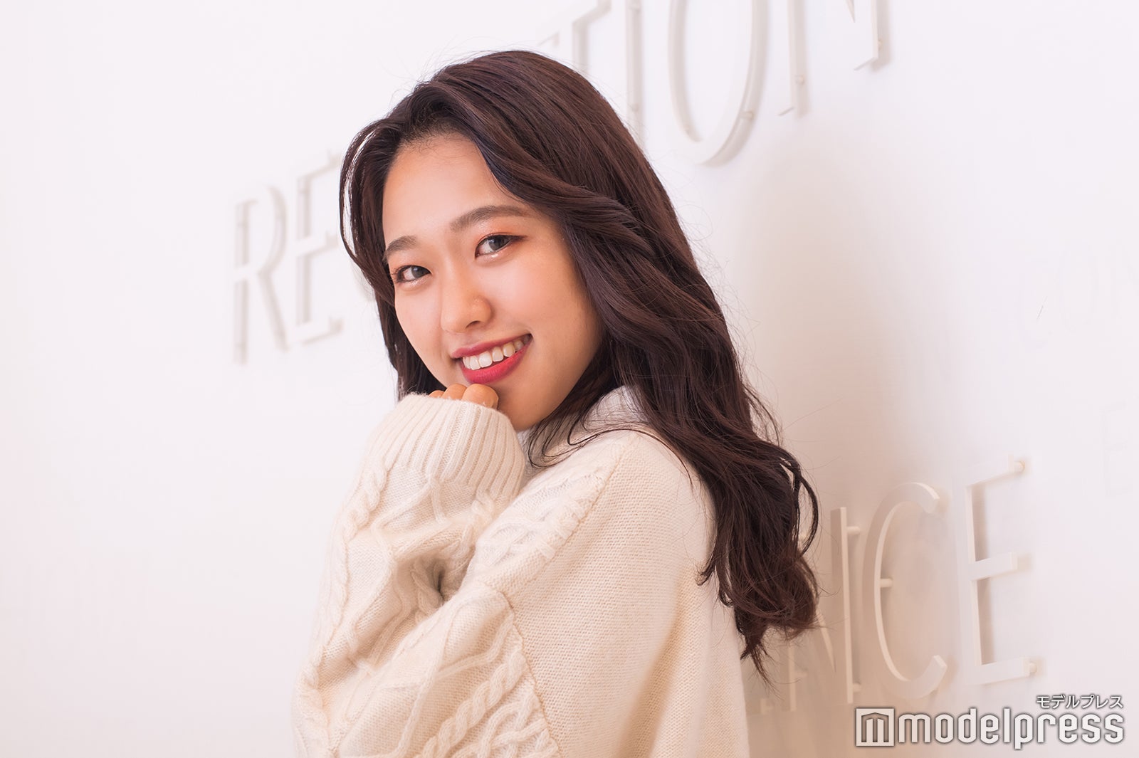 佐々友香さん（C）モデルプレス