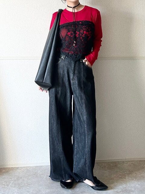 Style①大人の遊び心を効かせるビスチェコーデ Style①大人の遊び心を効かせるビスチェコーデ