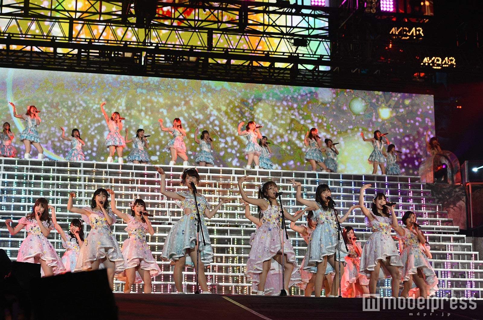 「フライングゲット」（C）AKS