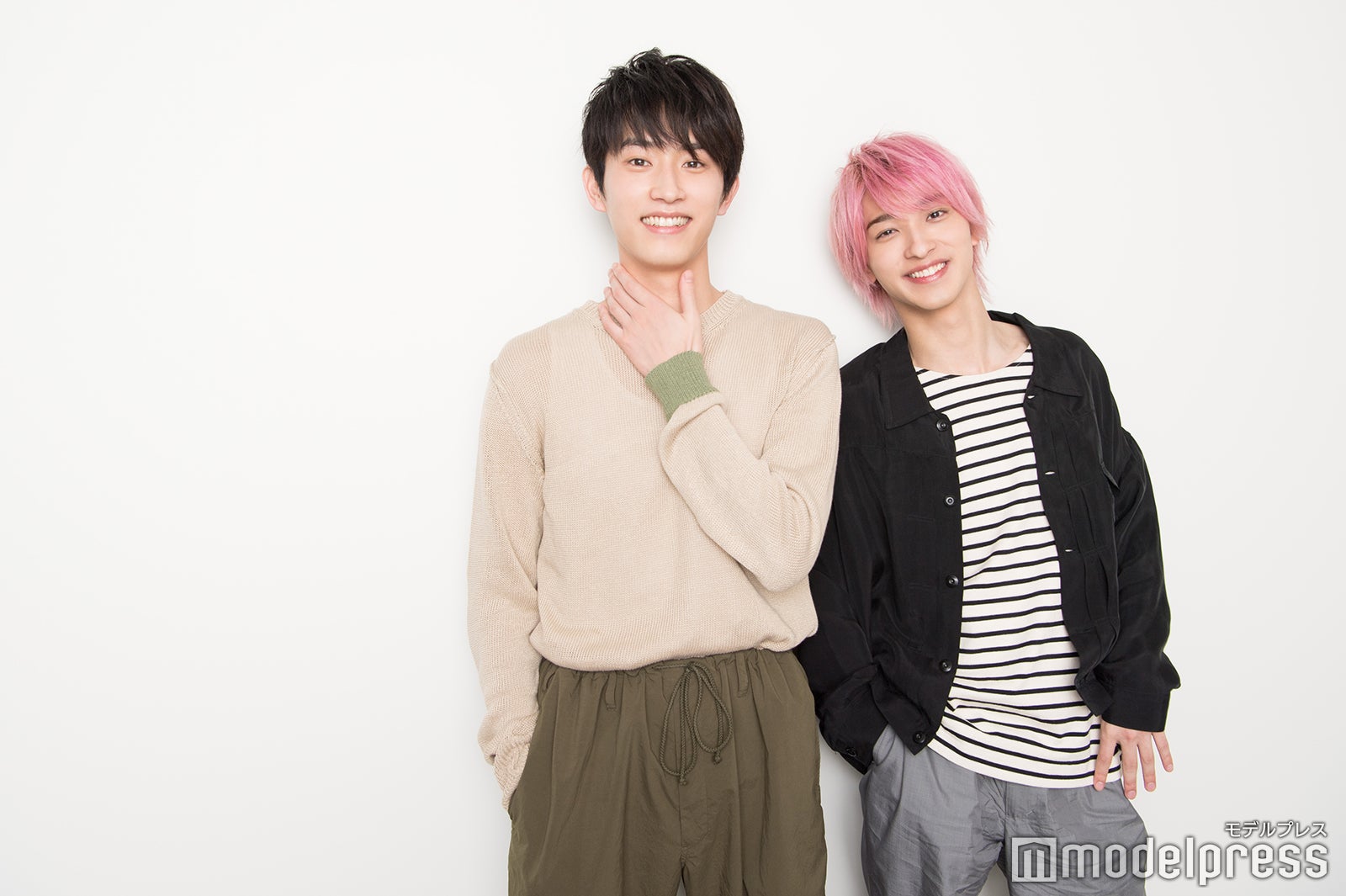 （左から）杉野遥亮、横浜流星（C）モデルプレス