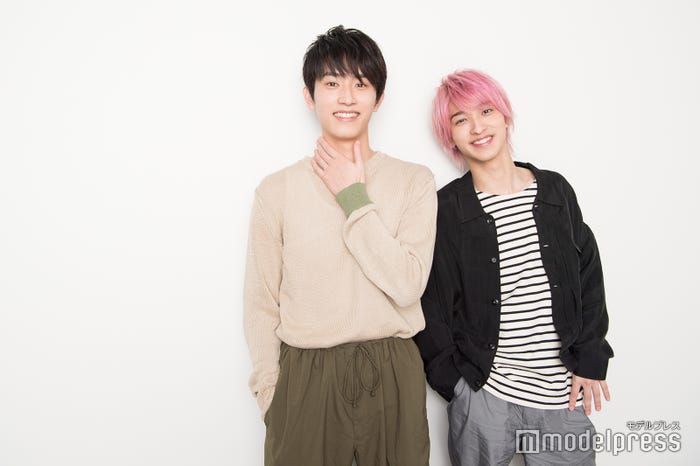 (左から)杉野遥亮、横浜流星(C)モデルプレス