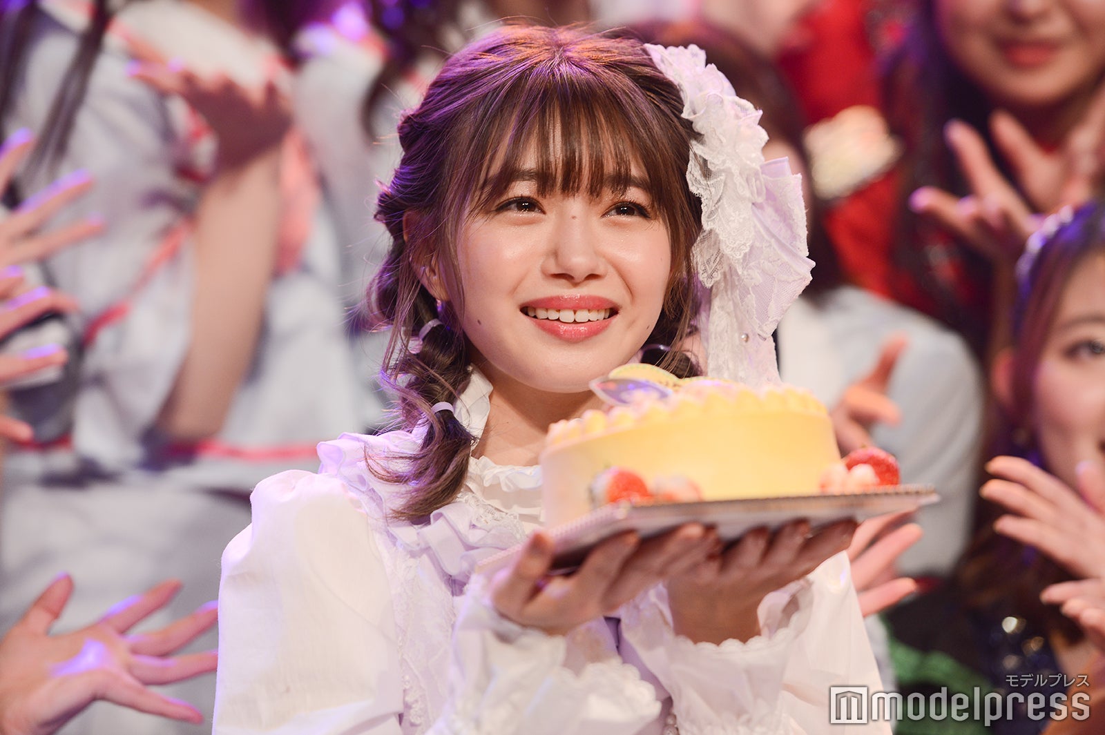 誕生日を祝ってもらったMCの市川美織「UNIDOL（ユニドル）2018-19 Winter」 （C）モデルプレス