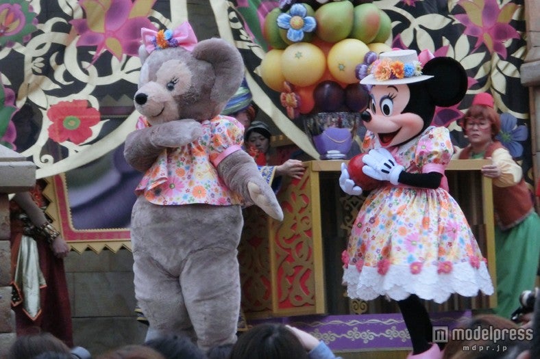魔法の祭典「スプリングタイム・サプライズ」／ミニー＆シェリーメイも新コスチューム