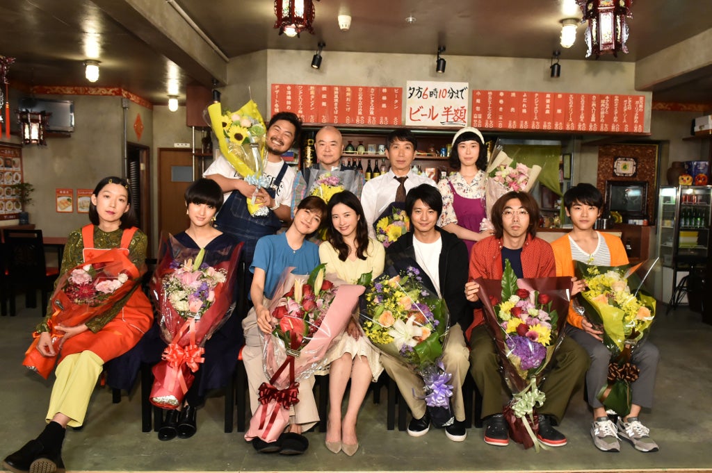 吉高由里子ら「わたし、定時で帰ります。」キャスト（C)TBS