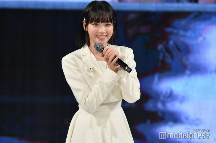 「なんでもないや」を即興披露したCHAEWON (C)モデルプレス